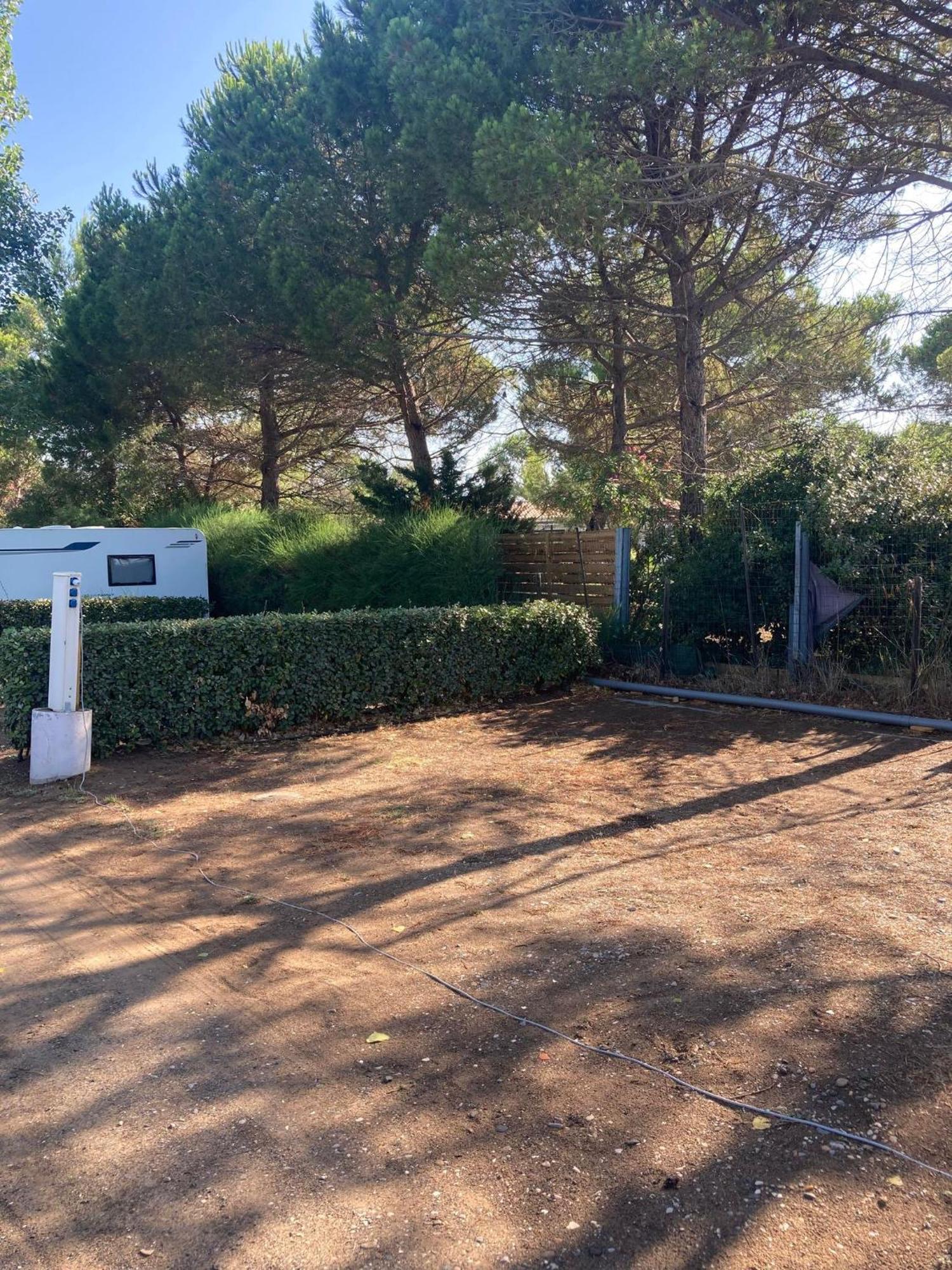 Camping Le Roucan West Vias Exterior photo