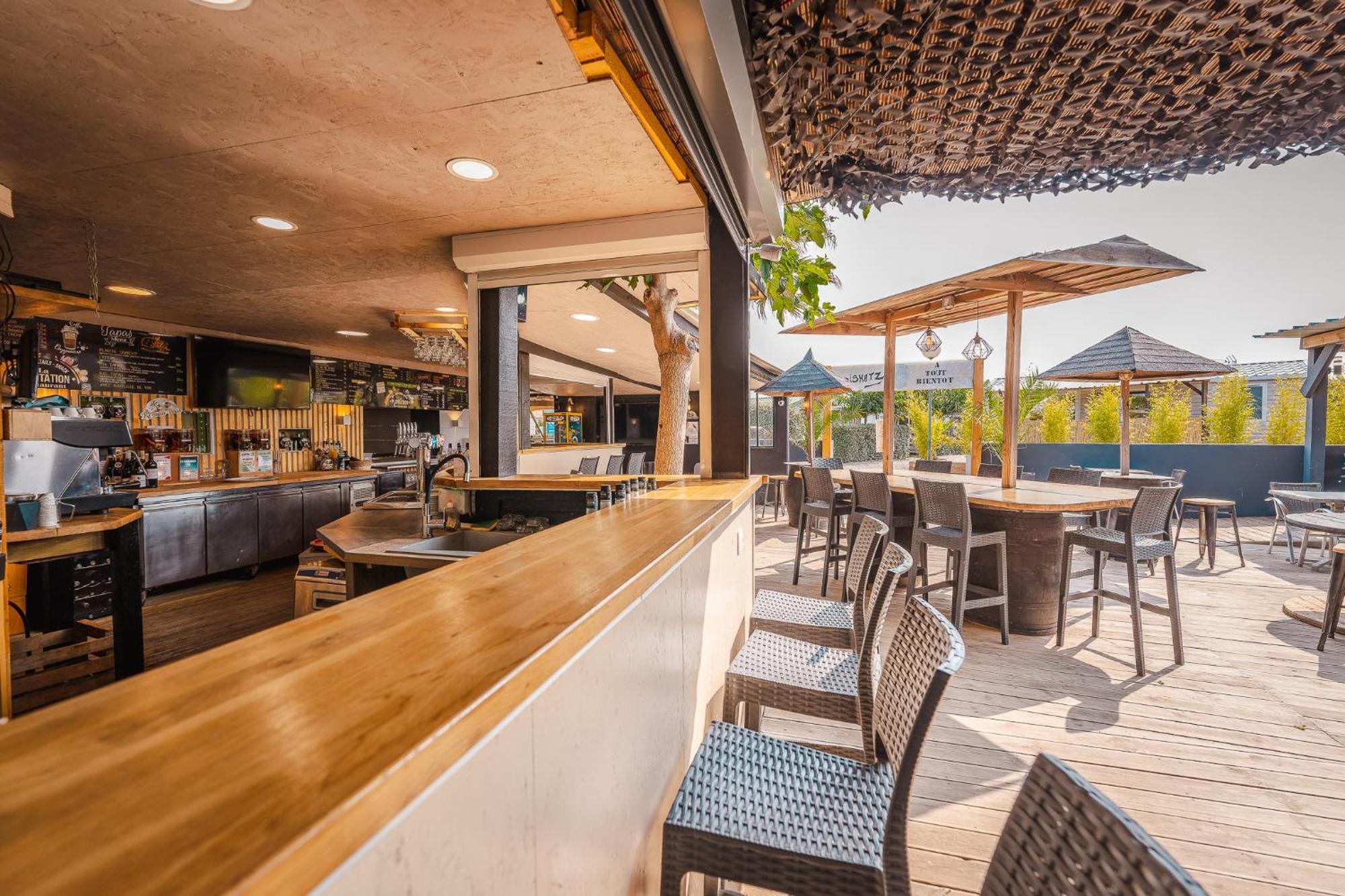 Camping Le Roucan West Vias Exterior photo