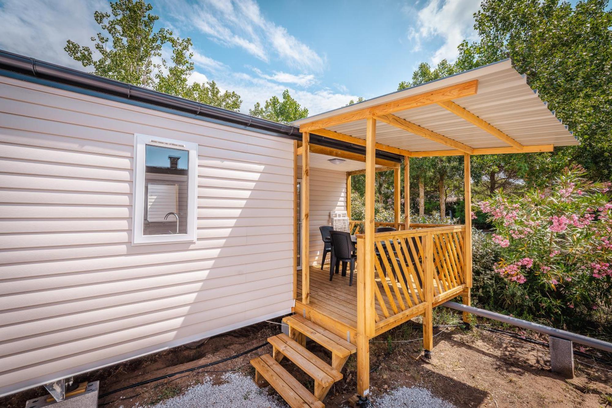 Camping Le Roucan West Vias Exterior photo