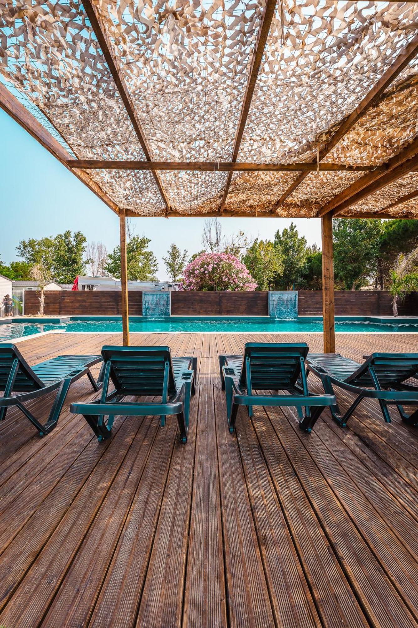 Camping Le Roucan West Vias Exterior photo